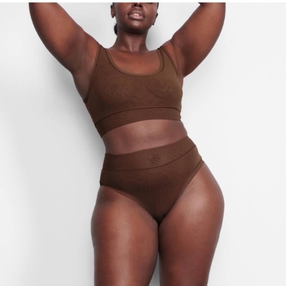 SKIMS Summer Mesh Scoop Bralette Jasper